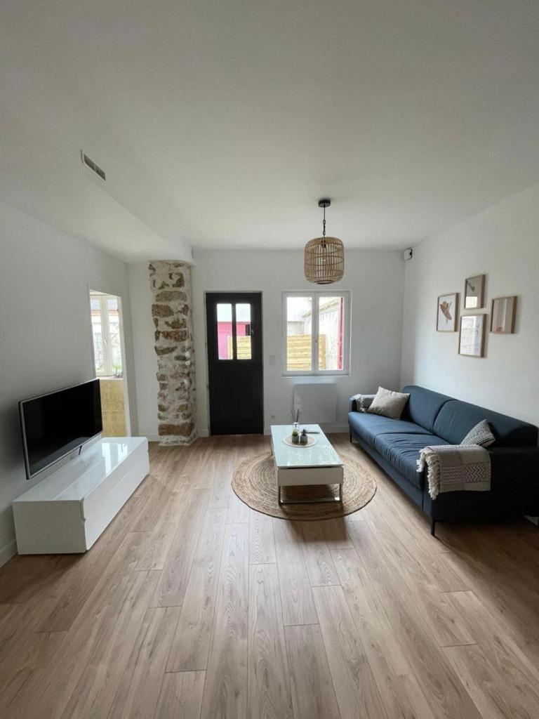 La Grenouillere Apartment Brie-Comte-Robert Luaran gambar